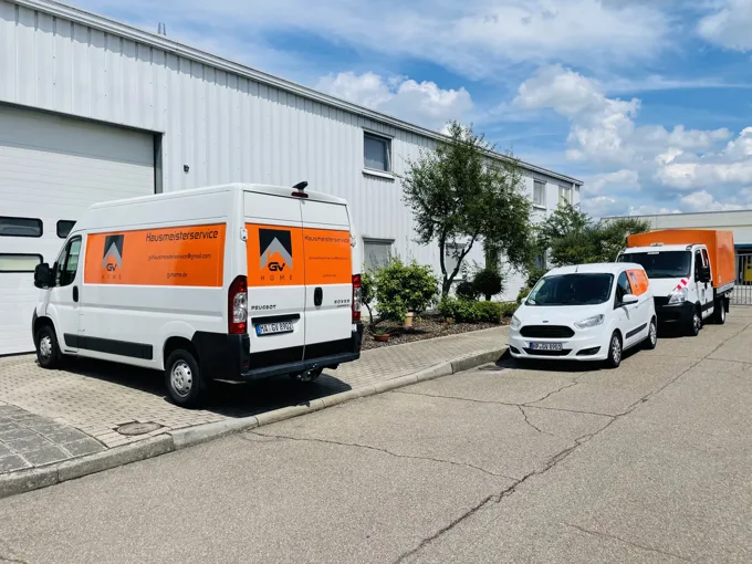 GV Home Fahrzeuge am Gewerbeobjekt